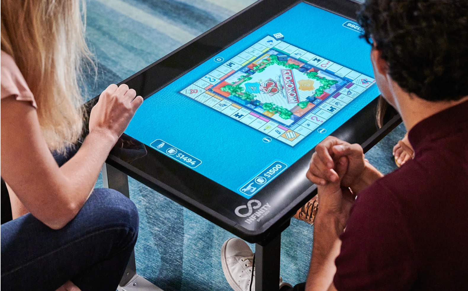 Touchscreen table packs dozens of digital board games and puzzles